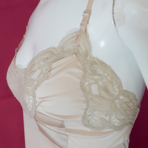 Lace Trim Wonder Maid Vintage Solid Beige Slip 34 - Picture 5 of 11
